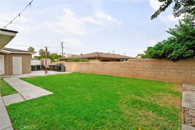 510 Archibald Ct, Colton, CA 92324 - view of yard featuring a patio