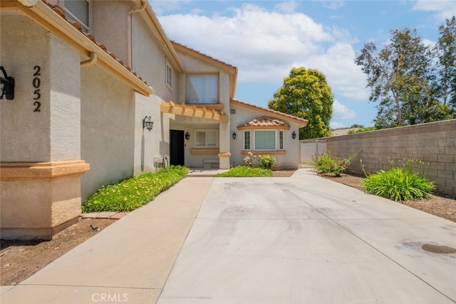 2052 Chenault Pl, Simi Valley, CA 93065 - view of patio