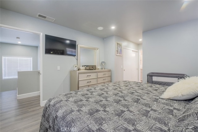 2052 Chenault Pl, Simi Valley, CA 93065 - bedroom with light wood-style floors, recessed lighting, and baseboards