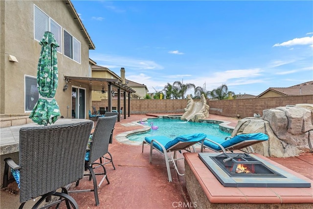 25079 Loring Rd, Wildomar, CA 92595 - fenced backyard featuring a fire pit and a patio area