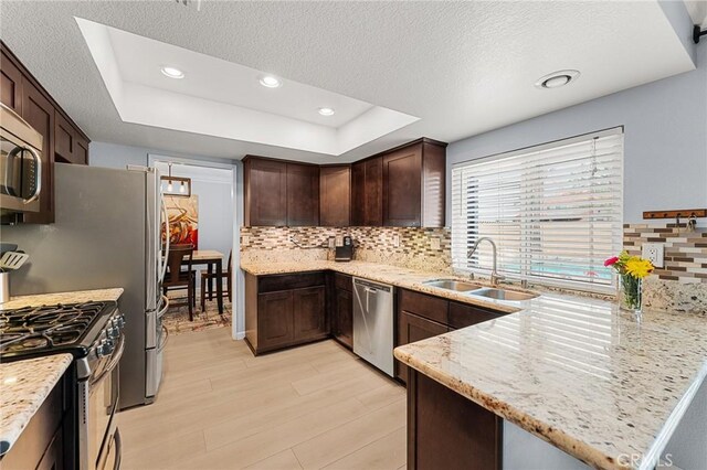 6264 N Beechwood Ave, San Bernardino, CA 92407 - photo 15