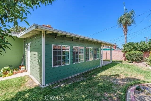 1501 W Baker Ave, Fullerton, CA 92833 - view of home's exterior