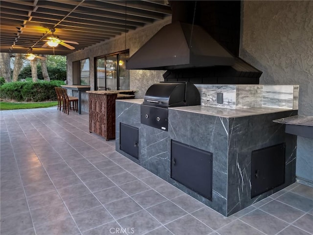 42722 20th St W, Lancaster, CA 93534 - view of patio / terrace