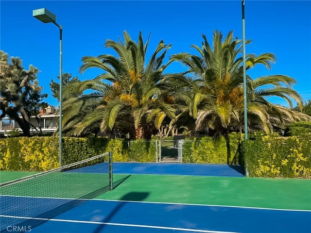 42722 20th St W, Lancaster, CA 93534 - view of tennis court with a gate