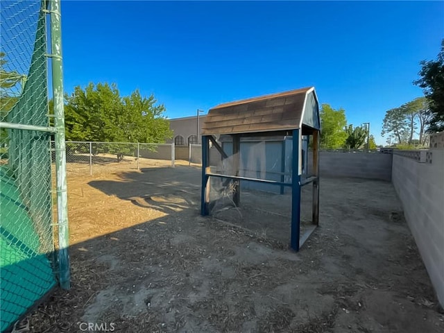 42722 20th St W, Lancaster, CA 93534 - view of yard featuring exterior structure and an outdoor structure