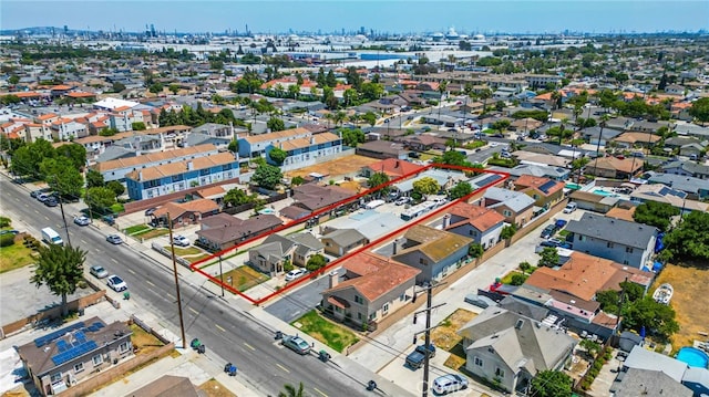 546 E 220th St, Carson, CA 90745 - aerial view of residential area with property boundaries highlighted