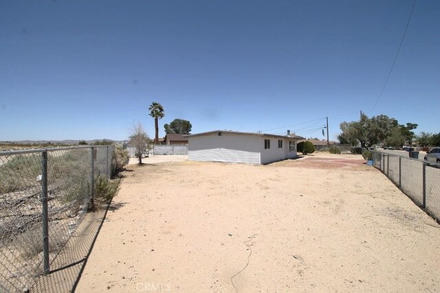34150 Woods Ave, Barstow, CA 92311 - photo 4