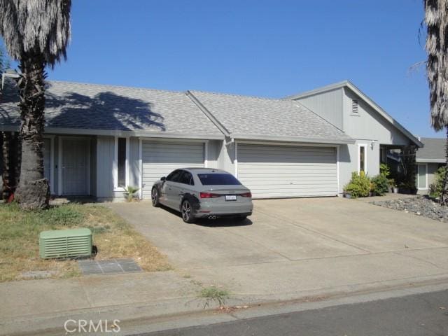 6 Orangewood Way, Oroville, CA 95965 - ranch-style home with an attached garage, driveway, and roof with shingles