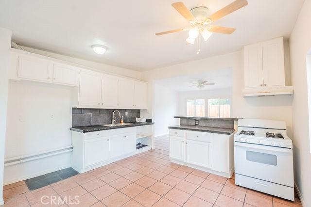 2066 Nolan St Unit A, San Bernardino, CA 92407 - photo 14
