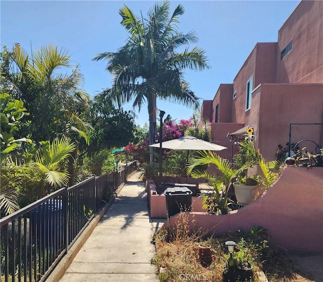 411 N Brannick Unit B, Los Angeles, CA 90063 - view of patio