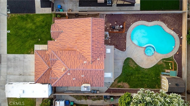 43816 Fallon Dr, Lancaster, CA 93535 - aerial view of a pool area