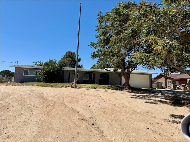 18083 Deodar St, Hesperia, CA 92345 - ranch-style home featuring driveway, a garage, and stucco siding