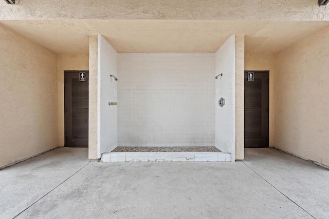 1380 E Washington Ave Unit 2, El Cajon, CA 92019 - full bath with tiled shower
