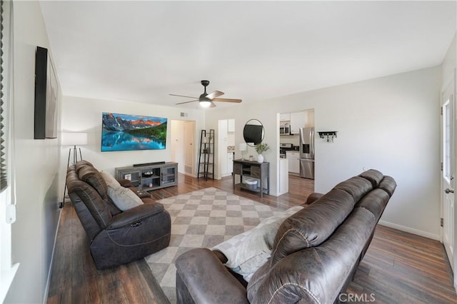 338 E Palmdale Ave Unit 4, Orange, CA 92865 - living area with wood finished floors, a ceiling fan, and baseboards