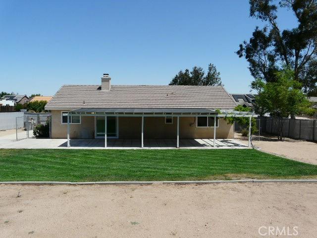 15193 Farmington St, Hesperia, CA 92345 - photo 7