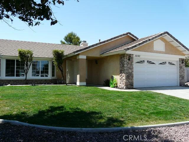 15193 Farmington St, Hesperia, CA 92345 - photo 1