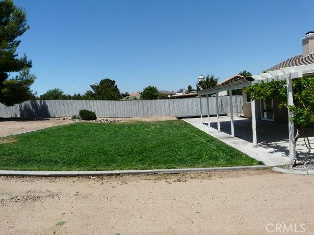 15193 Farmington St, Hesperia, CA 92345 - photo 24