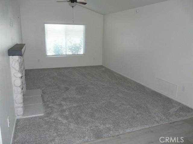 15193 Farmington St, Hesperia, CA 92345 - photo 30