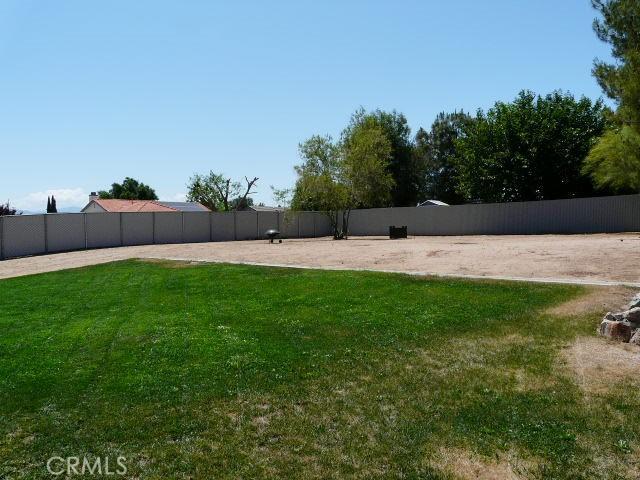 15193 Farmington St, Hesperia, CA 92345 - photo 14