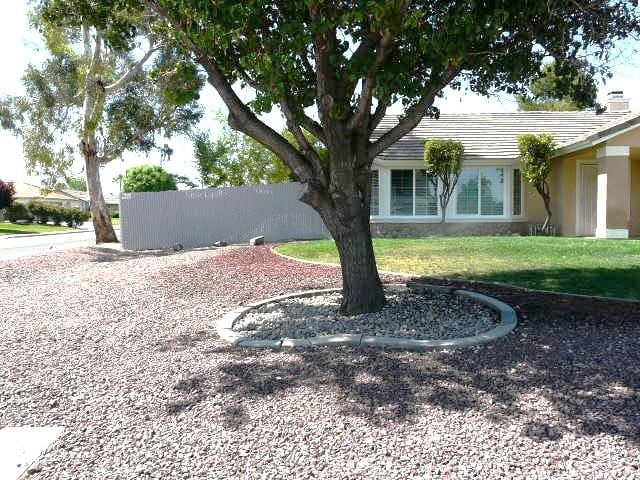 15193 Farmington St, Hesperia, CA 92345 - photo 70