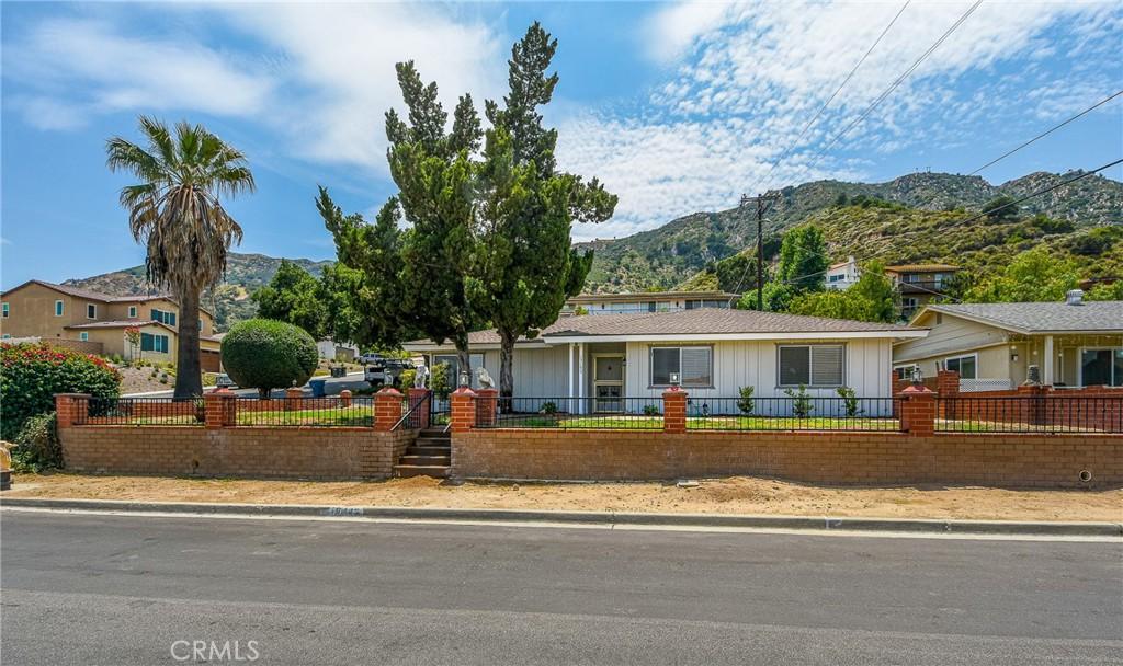 15195 Kingsway Dr, Lake Elsinore, CA 92530 - photo 1
