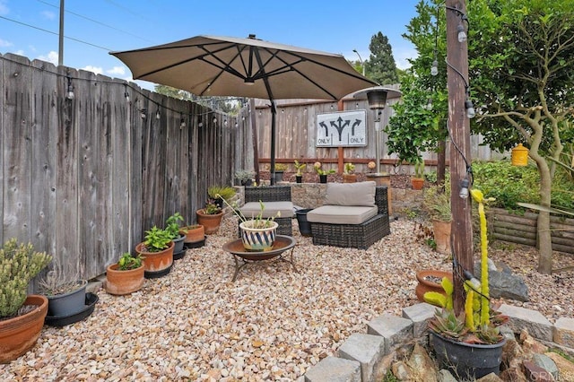 1663 Linda Sue Ln, Encinitas, CA 92024 - fenced backyard with a patio and an outdoor hangout area