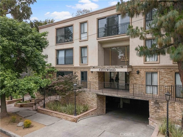 15344 Weddington St Unit 304, Sherman Oaks, CA 91411 - photo 3