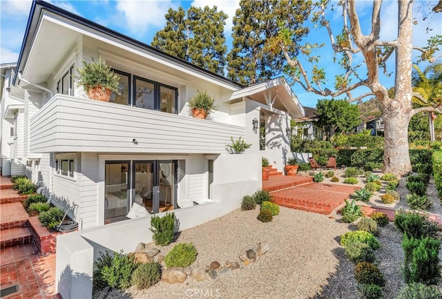 432 Holly St, Laguna Beach, CA 92651 - view of back of house