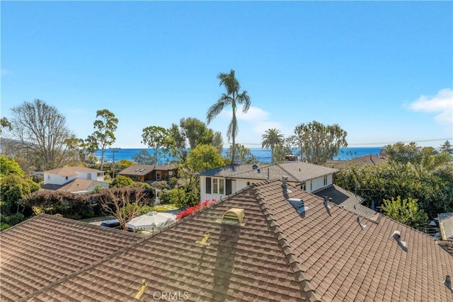 432 Holly St, Laguna Beach, CA 92651 - exterior view of a shingled roof