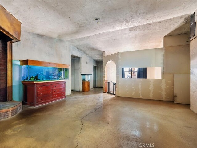 16680 Mission St, Hesperia, CA 92345 - photo 21