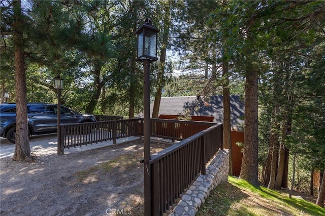 1370 Calgary Dr, Lake Arrowhead, CA 92352 - view of yard
