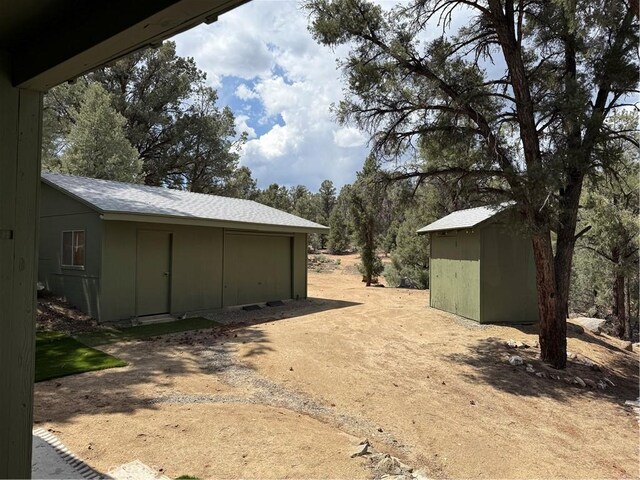 98011 Maine Rd, Kennedy Meadows, CA 93527 - view of yard