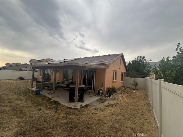 1884 Glow Pointe, San Jacinto, CA 92582 - back of property featuring a patio area