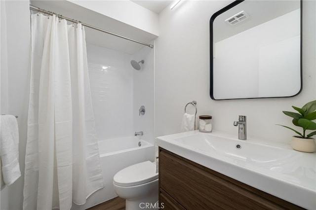 45405 Lupine Ln Unit 16, Palm Desert, CA 92260 - bathroom with vanity, toilet, and shower / bath combination with curtain