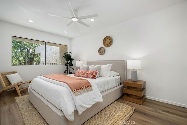 45405 Lupine Ln Unit 16, Palm Desert, CA 92260 - bedroom featuring recessed lighting, wood finished floors, baseboards, and a ceiling fan