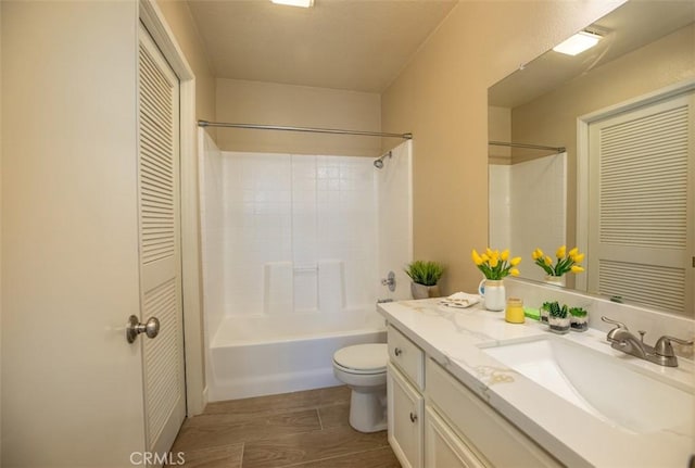 369 Chaumont Cir, Lake Forest, CA 92610 - full bathroom featuring vanity,  shower combination, a closet, and wood finished floors