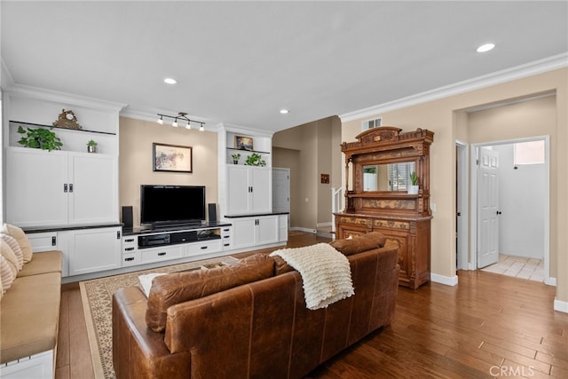 27711 Adonis Ln, Canyon Country, CA 91351 - photo 12