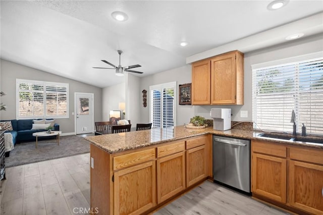 1324 Soundview Cir, Corona, CA 92881 - kitchen with dishwasher, a peninsula, lofted ceiling, light wood-style floors, and a sink