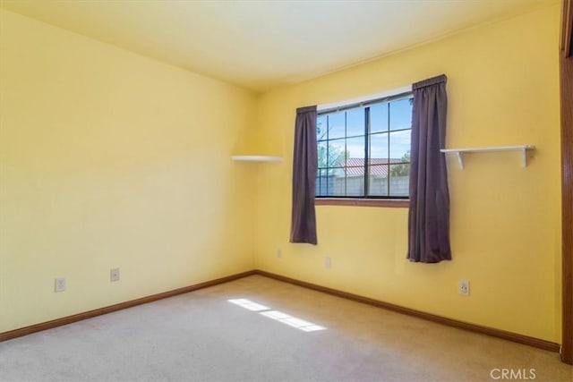 312 Crystal Cir, Lompoc, CA 93436 - empty room featuring carpet floors and baseboards