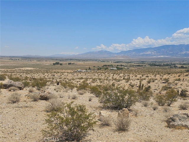 404 Gobar Rd, Lucerne Valley, CA 92356 - photo 9