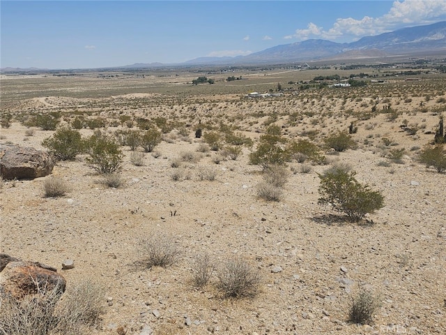 404 Gobar Rd, Lucerne Valley, CA 92356 - photo 7