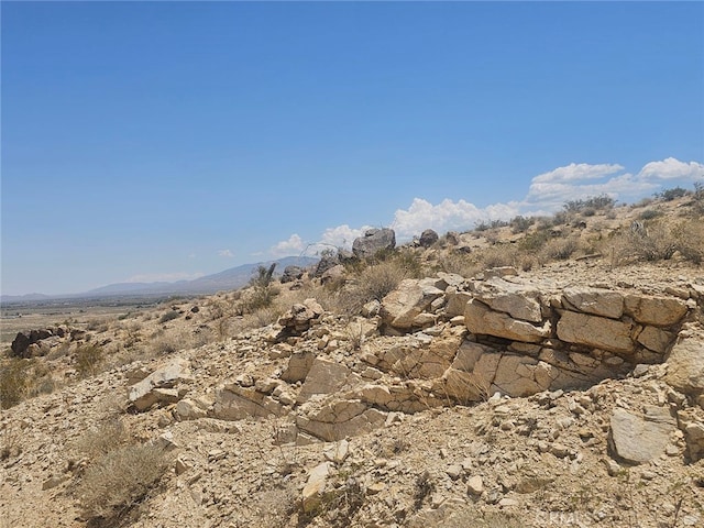 404 Gobar Rd, Lucerne Valley, CA 92356 - photo 5