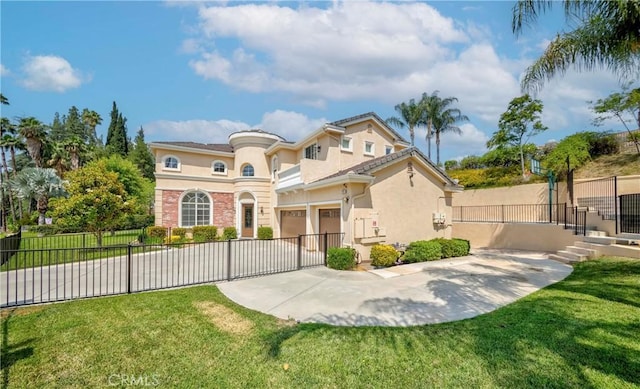 211 Franklin Ave, Redlands, CA 92373 - mediterranean / spanish-style home with stucco siding, a garage, and driveway