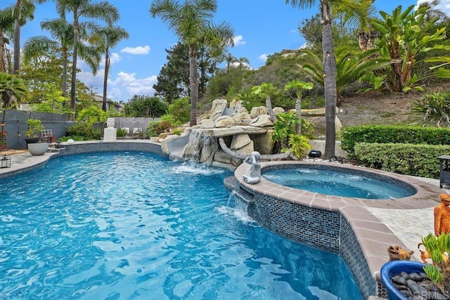 4520 Tarantella Ln, San Diego, CA 92130 - view of swimming pool featuring a pool with connected hot tub