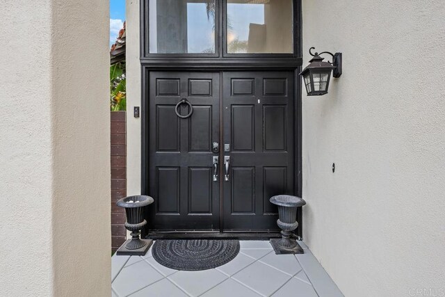4520 Tarantella Ln, San Diego, CA 92130 - entrance to property with stucco siding