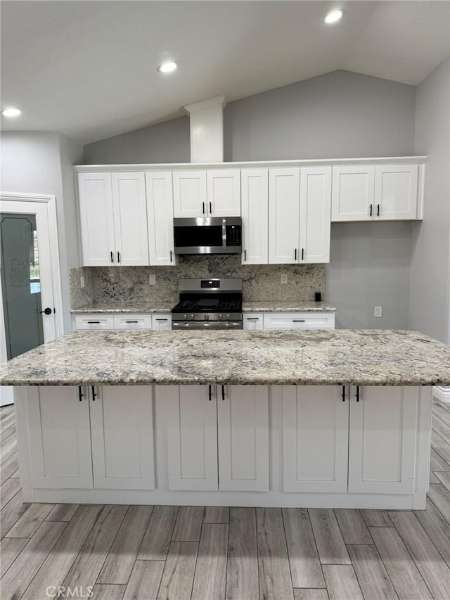 5920 Bandicoot Trl, Hesperia, CA 92345 - photo 6