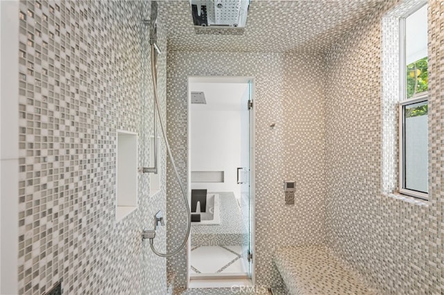 1046 N Hillcrest Rd, Beverly Hills, CA 90210 - full bath featuring a stall shower and tile walls