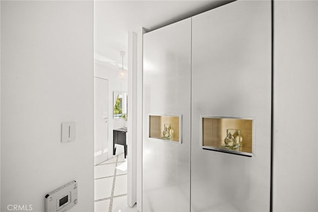 1046 N Hillcrest Rd, Beverly Hills, CA 90210 - photo 37
