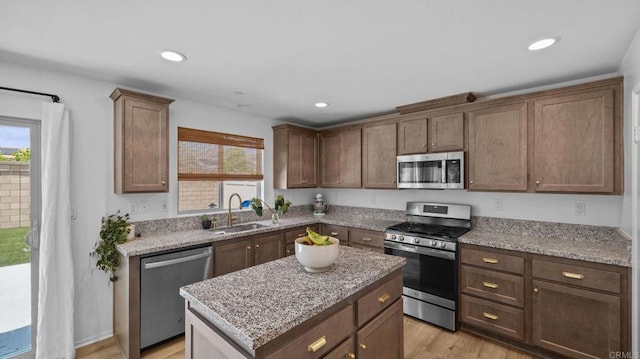 24008 Kestrel Ct, Lake Elsinore, CA 92532 - photo 13