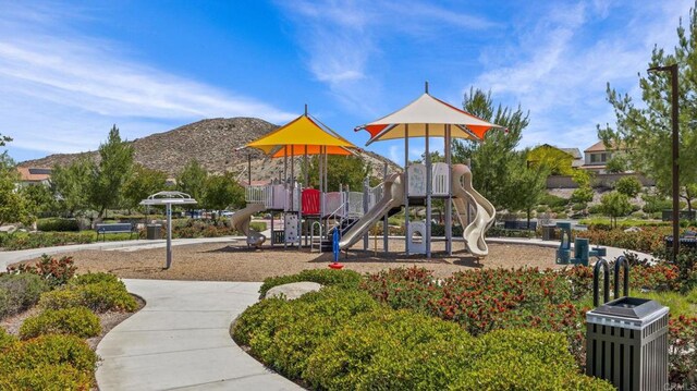 24008 Kestrel Ct, Lake Elsinore, CA 92532 - photo 33
